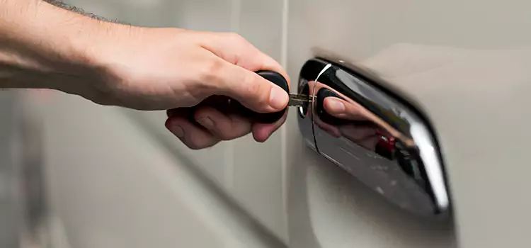 Why Choose Our Auto Locksmith Team in Middletown, CT?